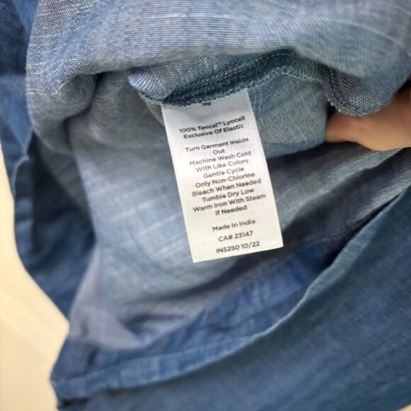 Talbots Womens Smocked Sleeve TENCEL Denim Chambray Dress Size L - Picture 8 of 8